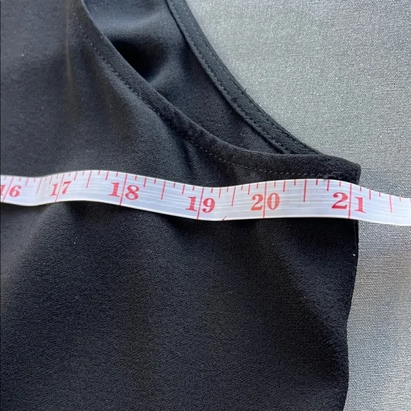 Eileen Fisher 100% Silk Black Asymmetrical Scoop-Neck Sleeveless Top Size XL - Picture 10 of 11